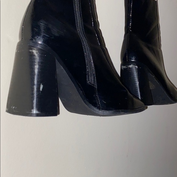 SOLD - Picture 3 of 4